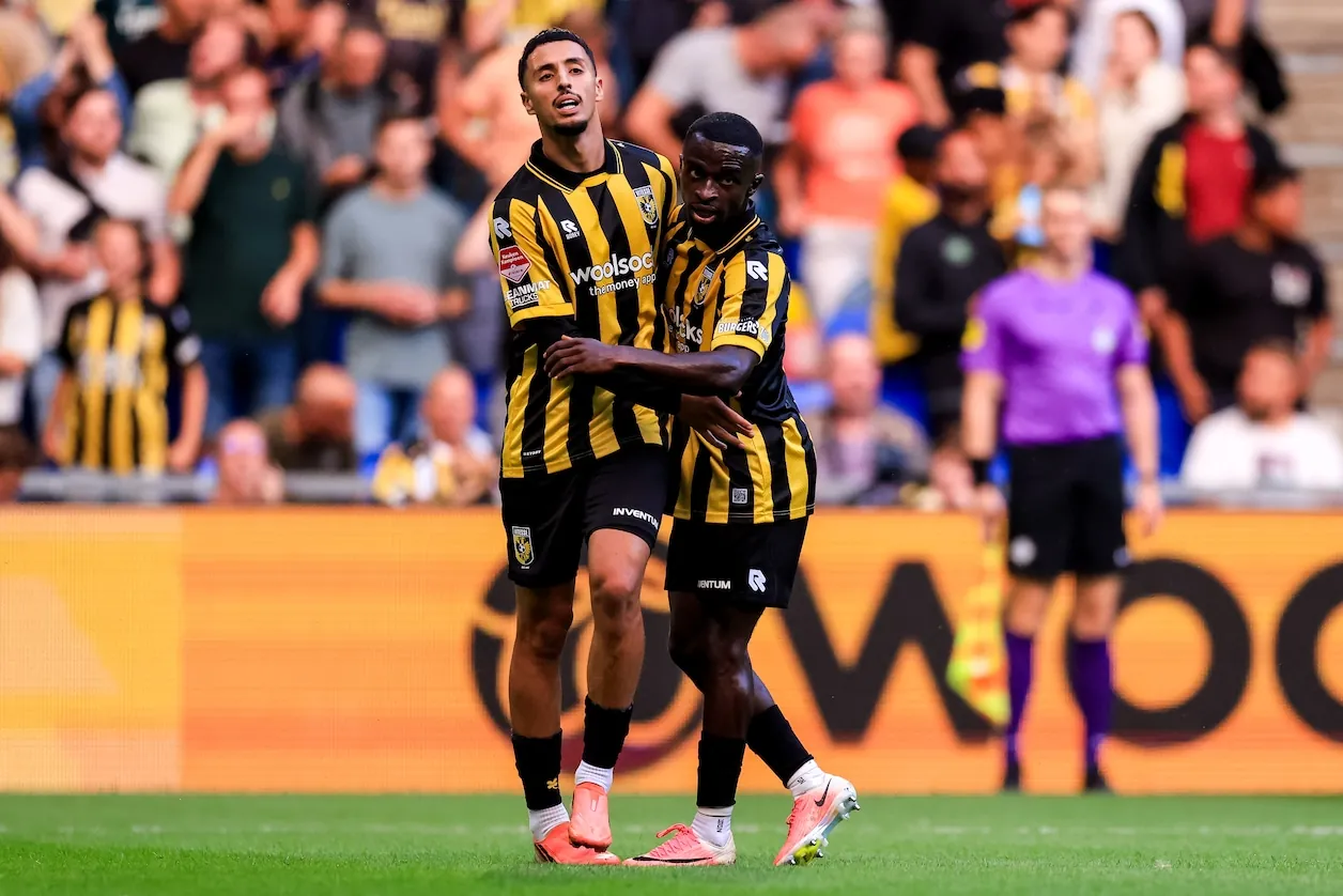 Naoufal Bannis na zijn treffer.© Pro Shots / Rene Nijhuis