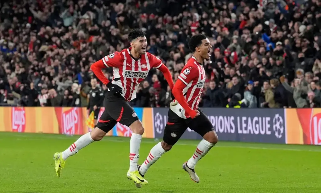 LIVE | PSV-trainer Peter Bosz blikt vooruit op start van Champions League tegen Shakthar Donetsk